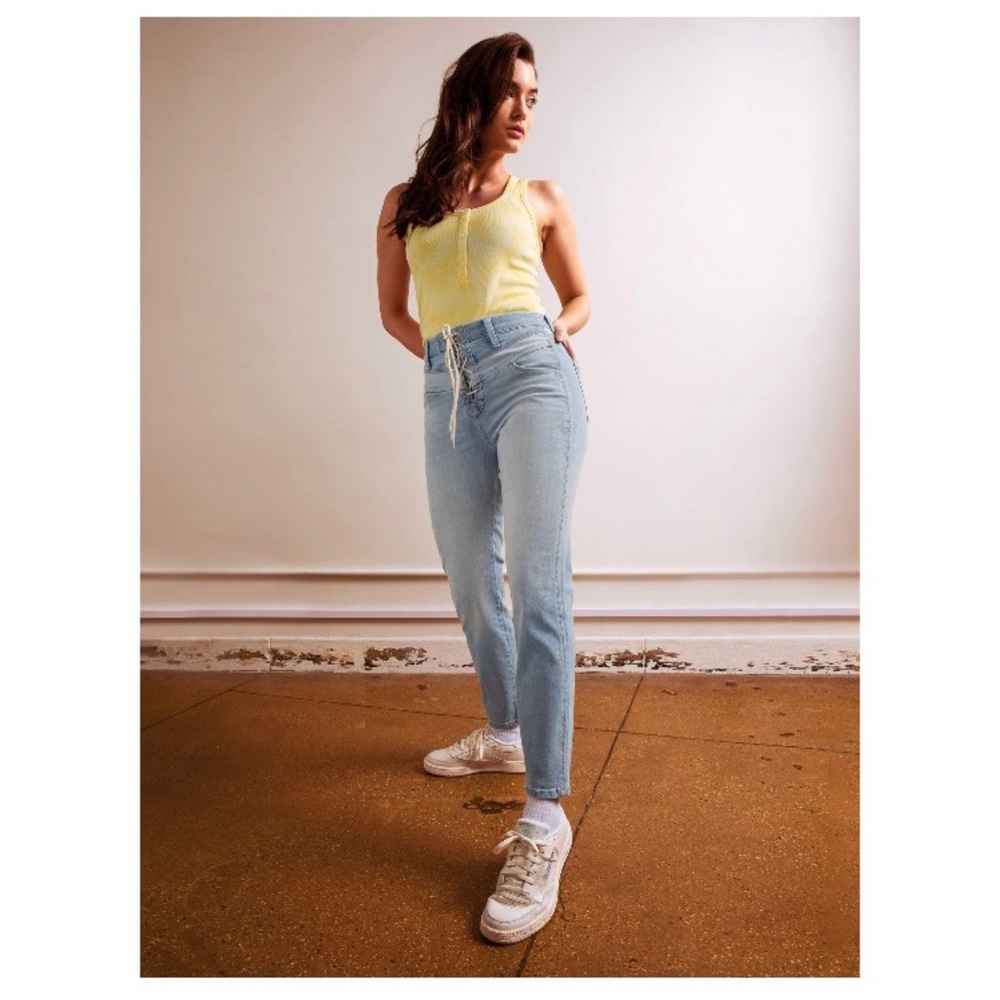 NWT! Jordache Vintage Crystal Lace Up Jeans - Picture 4 of 7
